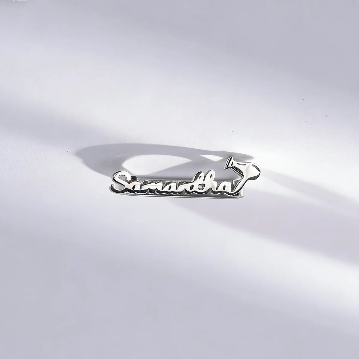 Smartwatch Ring Watches - ชาร์มโลหะสลักชื่อ Chandler สำหรับตกแต่งสายนาฬิกา ไดร์เป่าผม ของตกแต่ง สายรัดสมาร์ทวอทช์